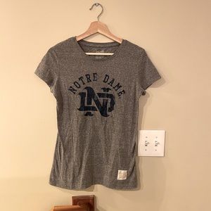 Gray Notre Dame t-shirt, size small
